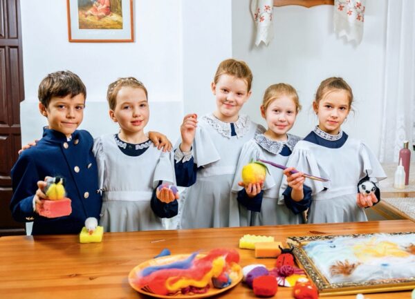 НАРОДНЫЕ ПРОМЫСЛЫ И РЕМЕСЛА