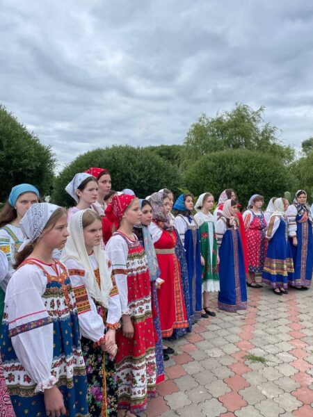 В День Всех Русских святых началась хоровая смена Православного лагеря
